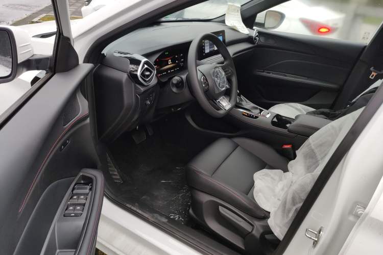 Used MG 5 2025 180 DVVT Global First Edition