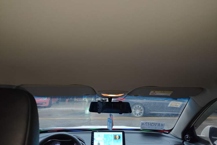 Used Baojun 510 2017 1.5L Automatic Fashion Model
