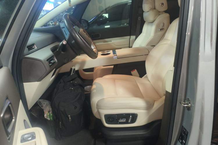 Used Li Auto MEGA 2024 Ultra Model