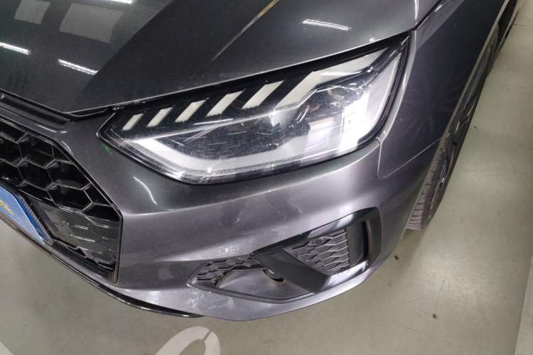 Used Audi A4L 2022 40 TFSI Luxury Dynamic Model
