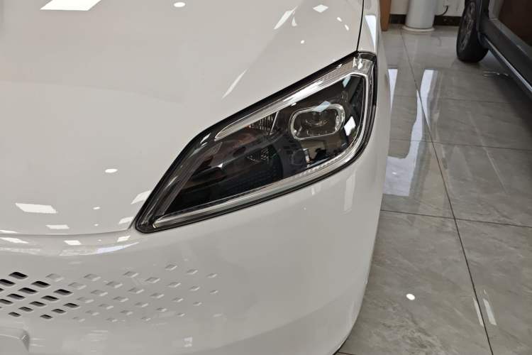 Used Wuling Hongguang New Energy 2025 Extended-Range Hybrid 50KM Comfort Version
