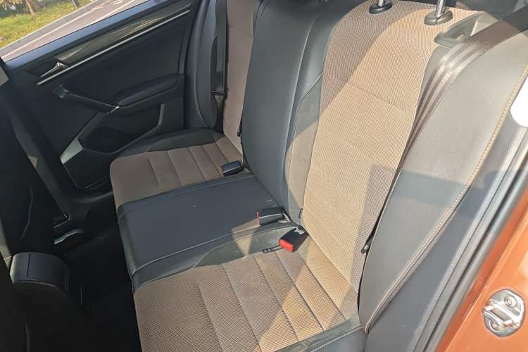 Used Volkswagen C-TREK 2017 230TSI DSG Comfort Version Left Rear Seat