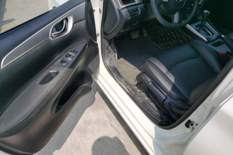 Used Nissan Sylphy 2019 1.6XE CVT Comfort Edition China VI Standard Driver Seat