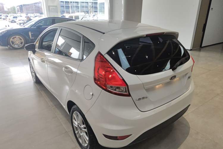 Used Ford Fiesta 2013 Hatchback 1.5L Automatic Fashion Edition