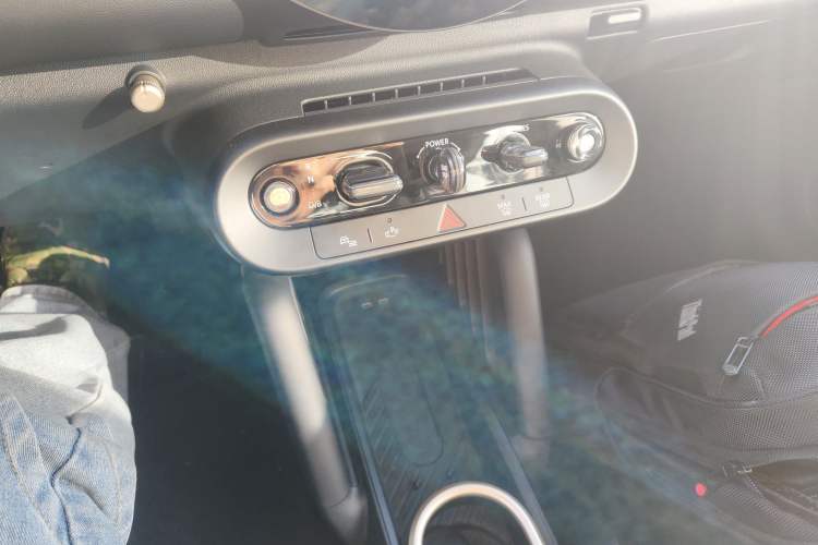 Used MINI Electric MINI COOPER 2024 456km COOPER E Classic Edition