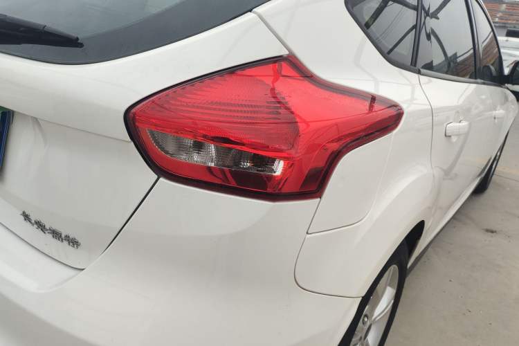 Used Ford Focus 2015 Hatchback 1.6L Automatic Comfort Model