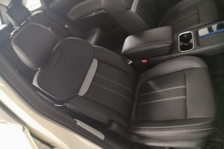 Used Venucia VX6 2025 Large Flat-Layout 520 Pro