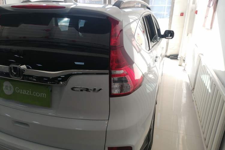 Used Honda CR-V 2016 2.0L Two-Wheel Drive Classic Edition