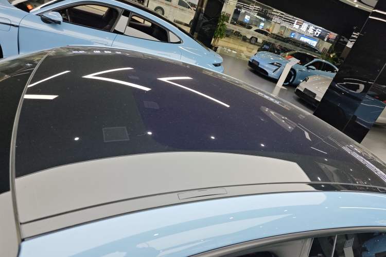 Used Porsche Taycan 2022-Year Updated Taycan Roof