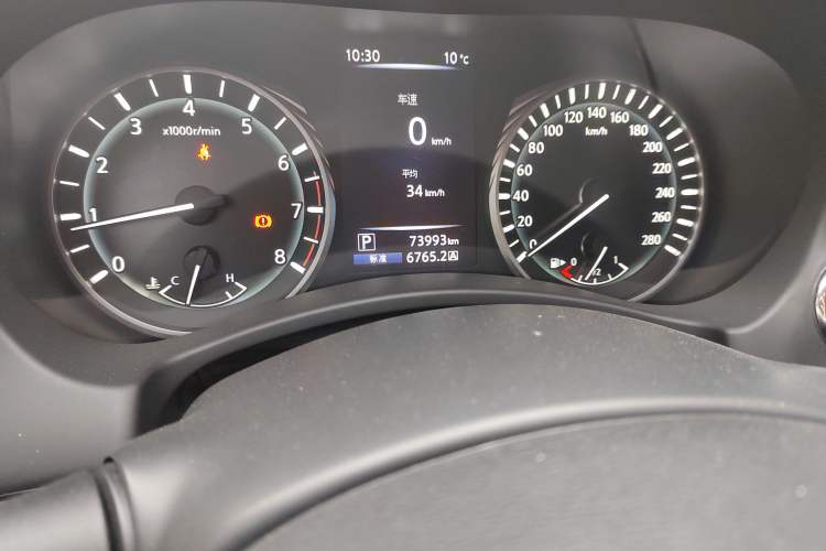 Used Infiniti Q50L 2022 2.0T Enjoyment Edition Odometer Close Up