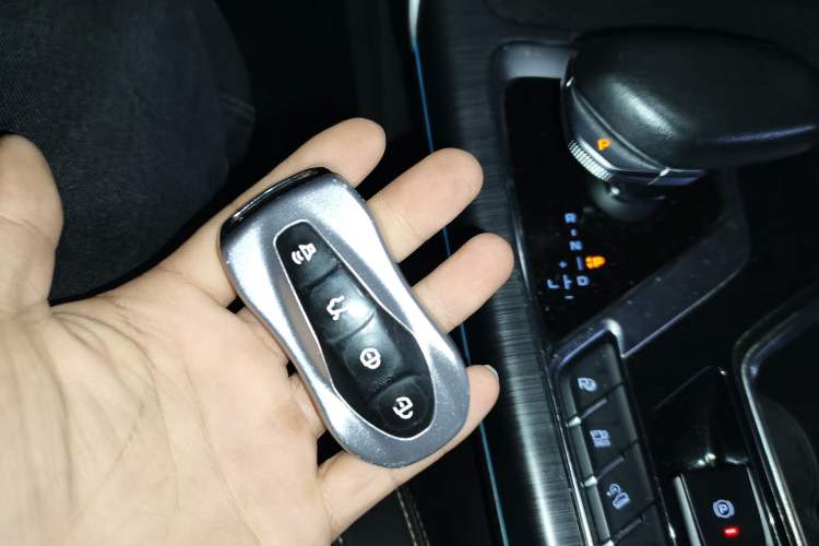 Used Geely Auto Monjaro New Energy 2019 400T Yuxingzhe Pure Electric Range 80 km Vehicle Key