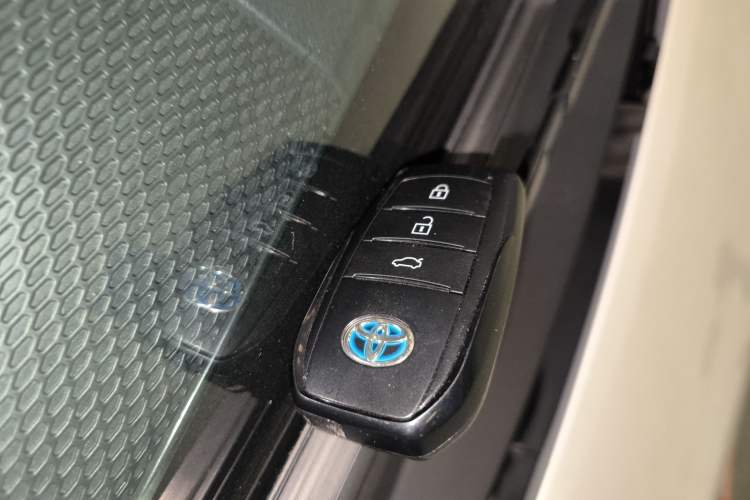 Used Toyota Corolla 2023 1.8L Smart Electric Hybrid Dual-Motor Pioneer Edition