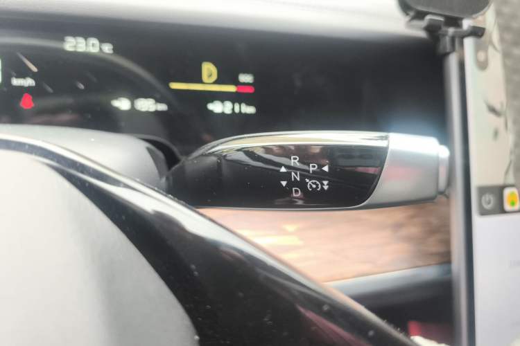 Used NETA S 2022 Extended-Range Version 1160 km Range Rear-Wheel Drive Mid-Grade