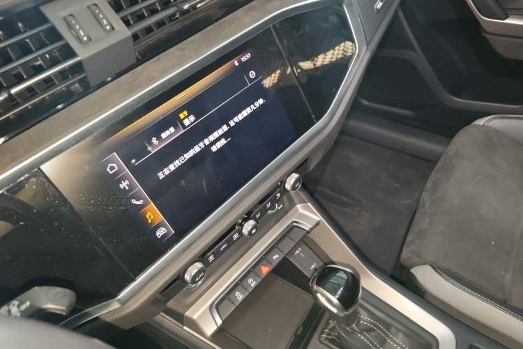 Used Audi Q3 2020 35 TFSI Ambition Dynamic Edition Audio And AC Panel