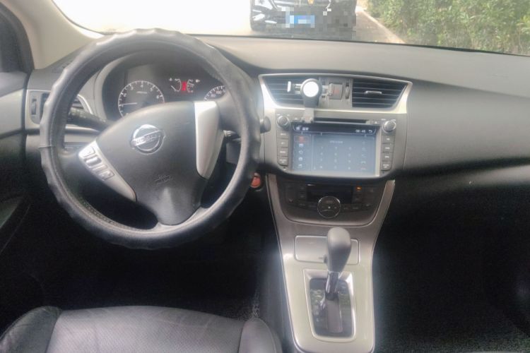 Used Nissan Sylphy 2014 1.6XV CVT Deluxe Edition
