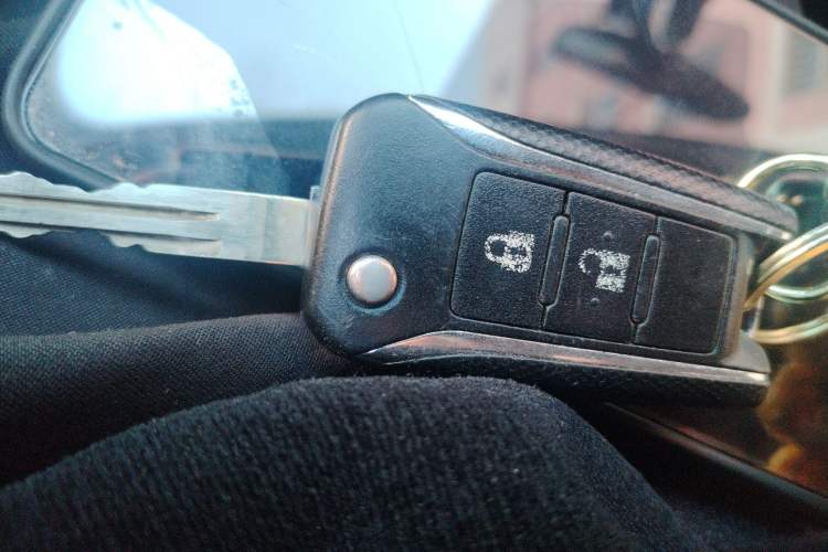 Used Venucia T70 2018 2.0L CVT Smart Edition
