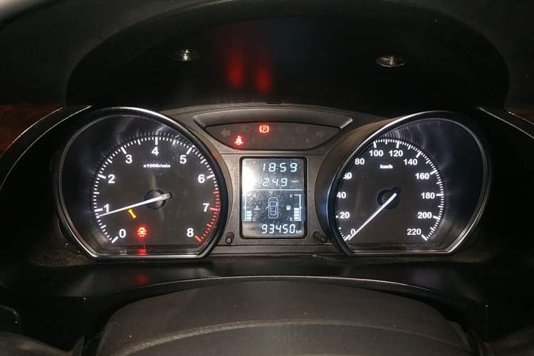 Used Zotye T600 2016 1.5T Manual Elite Edition Instrument Cluster