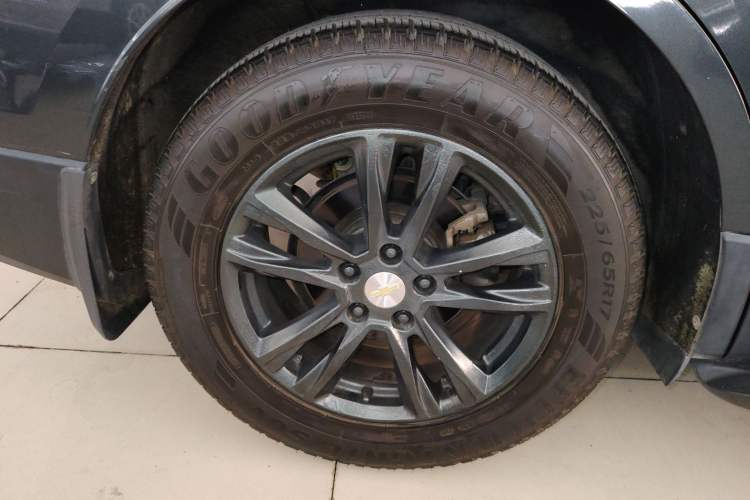 Used Chevrolet Equinox 2019 535T Automatic YuJie Edition China VI Exterior 3