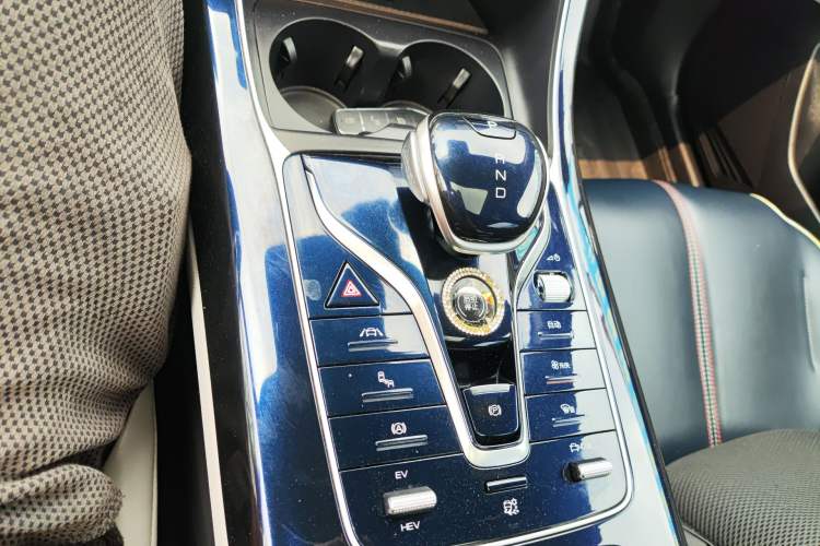 Used BYD Qin PLUS 2021 DM-i 120KM Flagship Model
