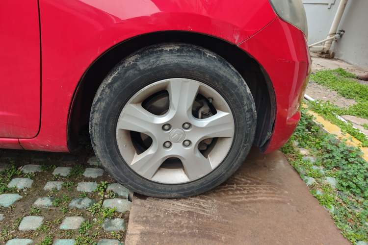 Used Honda Fit 2008 1.5L manual luxury version
