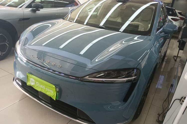 Used Hima Luxeed R7 2024 All-Electric 667 km Max