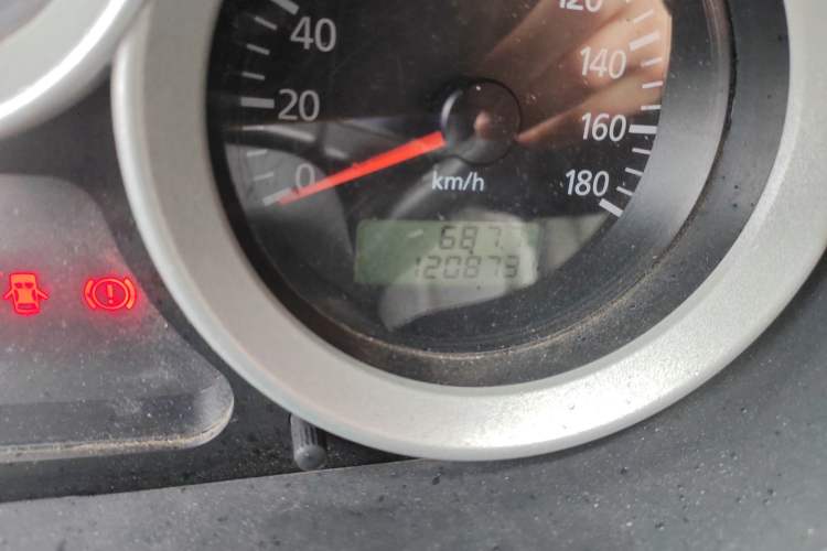 Used Foton MP-X E 2012 2.0L Business Edition Standard Short Wheelbase 4Gi-VVT