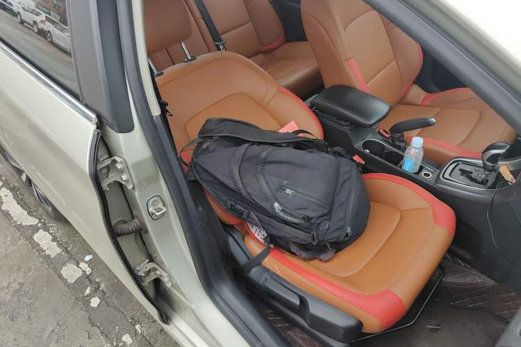 Used Citroen C4 Sega 2016 1.6L Automatic Luxury Model Right Front Seat