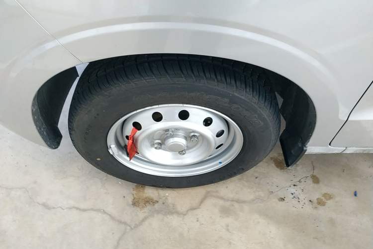 Used Wuling Hongguang V 2022 1.5L Jingqu Edition Electric-Assist LAR