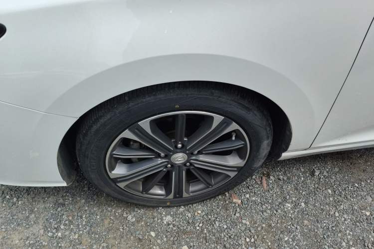 Used CHANGAN Ruicheng CC 2022 Blue Whale Edition 1.5T DCT Luxury Model Left Front Wheel Hub