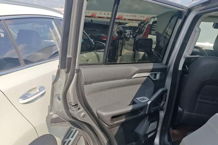 Used JETOUR Traveler 2023 2.0T Four-Wheel Drive Conqueror