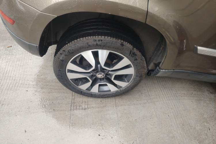 Used Skoda Yeti 2014 1.4 TSI DSG Polar Edition Right Rear Wheel Hub