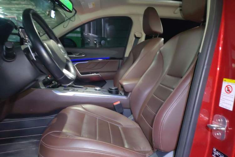 Used Wey VV5 2017 2.0T Ultra-Luxury Version

