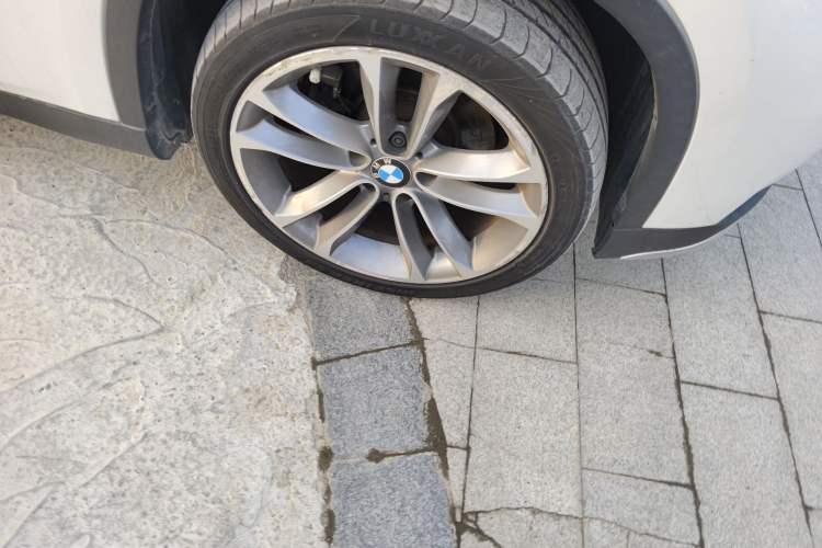 Used BMW X1 2015 sDrive18i Leading Edition
