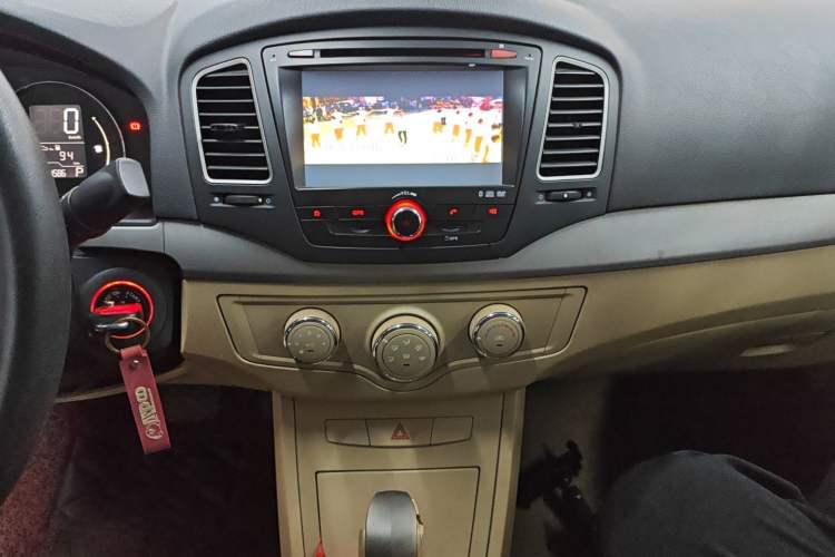 Used Roewe 350 2013 350S 1.5L Automatic Xunda Edition