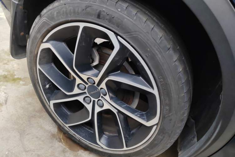 Used Lynk & Co 05 2020 2.0TD Two-Wheel Drive Shine Halo
