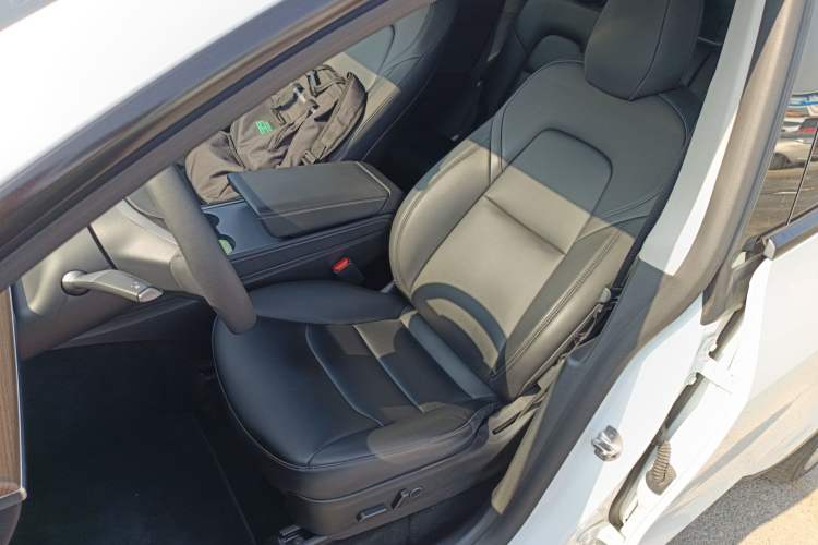 Used Tesla Model Y 2021 Revised Version 2 Long-Range All-Wheel-Drive Edition