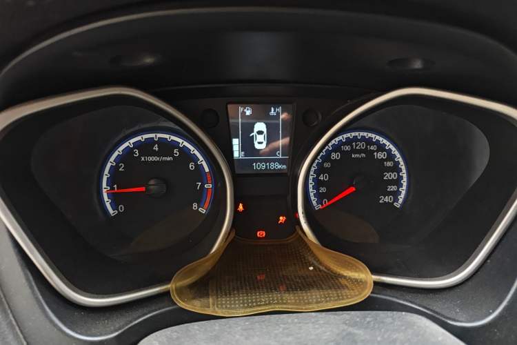 Used Geely Auto GX9 2014 2.4L Manual Two-Wheel Drive Luxury Version