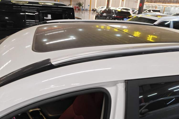 Used JETOUR X70 2023 1.5T DCT Overpass PRO+ Edition 7 Seats
