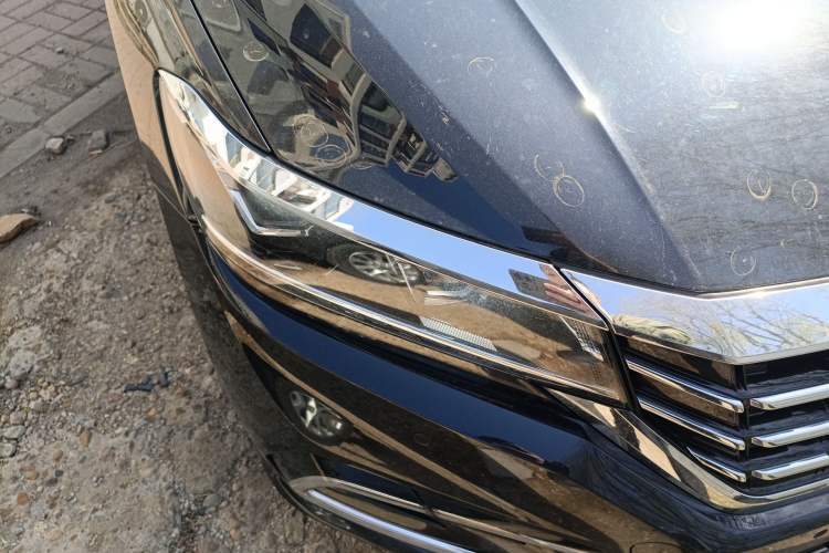 Used Volkswagen Passat 2021 330TSI Elite Edition Right Front Headlight