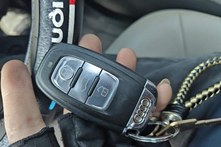 Used Audi A4L 2009 2.0 TFSI Standard Model