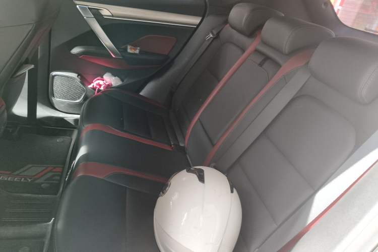 Used Geely Auto Coolray 2019 Sport Model 260T DCT Battle China V Standard