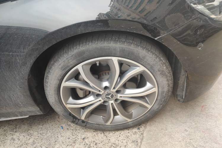 Used Mercedes-Benz E-Class 2021 E 300 L Sporty and Stylish Model