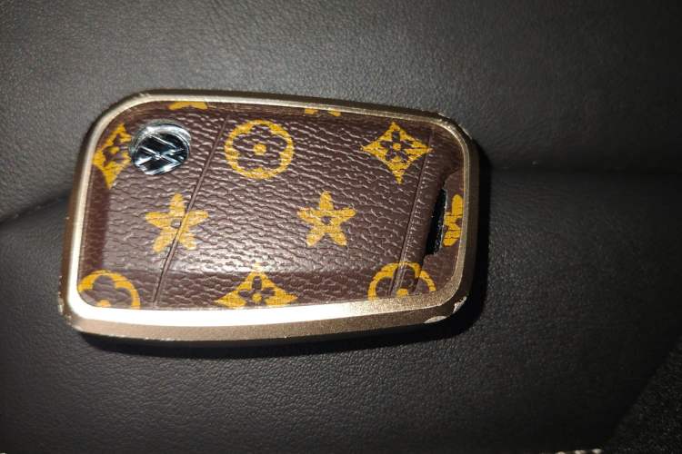 Used Volkswagen Magotan 2023 2 Million Units Limited-Edition 280TSI DSG Comfort Version Vehicle Key