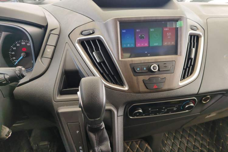 Used Ford Tourneo Custom 2020 Revised Version 2.0T Automatic – Elite Edition
