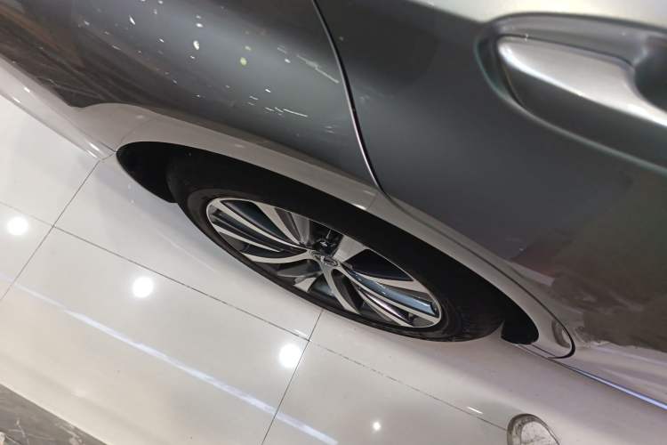 Used Lexus ES 2020 200 Excellence Edition
