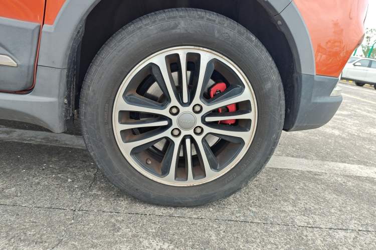 Used Haval H1 2015 1.5L AMT Luxury Model
