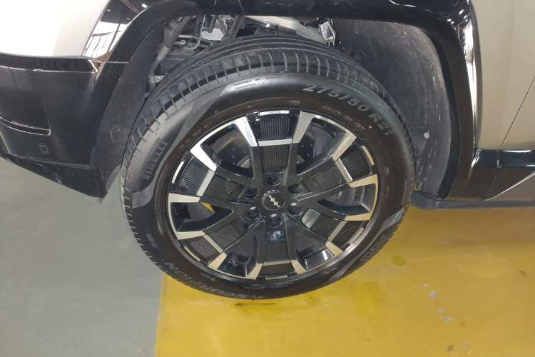 Used Formula Leopard 8 2025 Smart & Brave Flagship Edition 7 Seats
