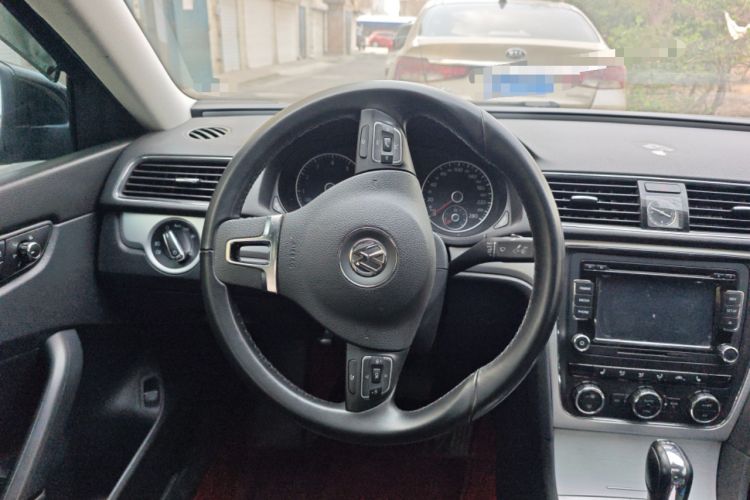 Used Volkswagen Passat 2015 1.8TSI DSG Prestige Edition
