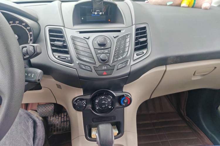 Used Ford Fiesta 2013 Sedan 1.5L Automatic Fashion Edition