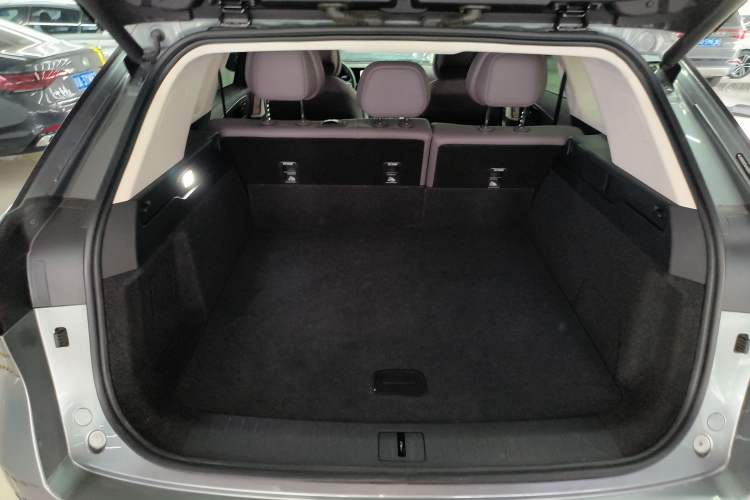 Used Chery Tiggo 9 C-DM 2025 1.5T 106KM Ultra-Comfort Edition 5 Seats Lithium-NMC Trunk